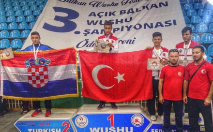 Sporcumuz Batuhan ÇayanWushu Balkan Şampiyonu Oldu